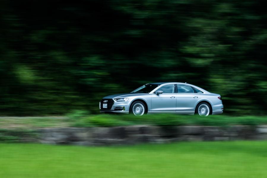  Audi A8 55 TFSI Quattro (D5) 2018 года  (JP) (фото 17 из 21)